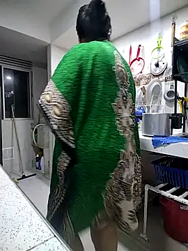 Brenda Berck  online show from 04-08-26, 09:11