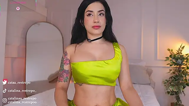 CATALINA RESTREPO online show from 05-02-26, 01:11