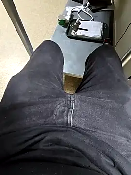 vikki432 online show from 02-23-26, 10:10