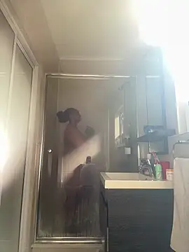 Bootyliciouse21X online show from 12-20-25, 02:20