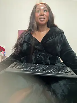 Bootyliciouse21X online show from 05-09-26, 06:33