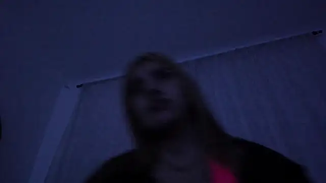 Snapshot of Swt_skinny_ chatting on 06-11-26, 12:57 Swt skinny online show from 06-11-26, 12:57