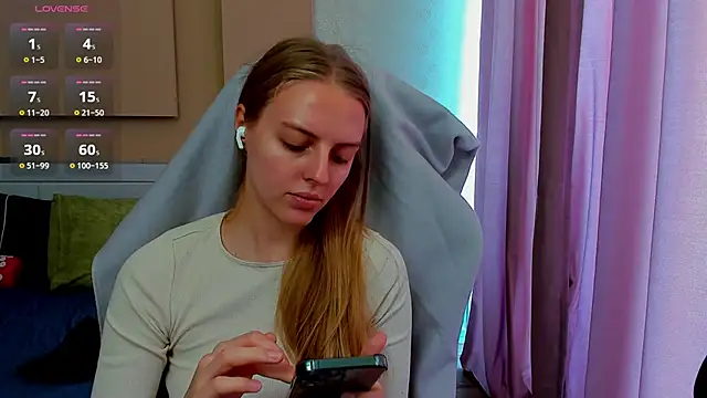 Jam cream online show from 11-22-25, 07:51