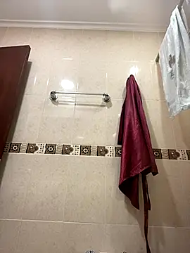 Fancyxlove online show from 10-24-25, 12:37