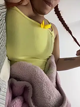 miapichxs online show from 11-16-25, 06:29