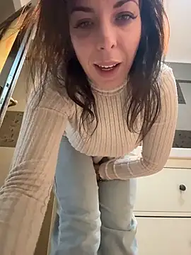 Almmaxxxx online show from 02-21-26, 05:48