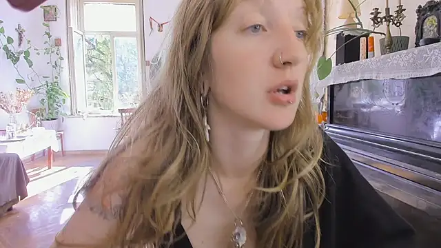 Miranda2 0 online show from 09-20-25, 06:40