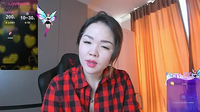 Snapshot of azure_moon2 chatting on 03-04-25, 08:13 azure moon2 online show from 03-04-25, 08:13