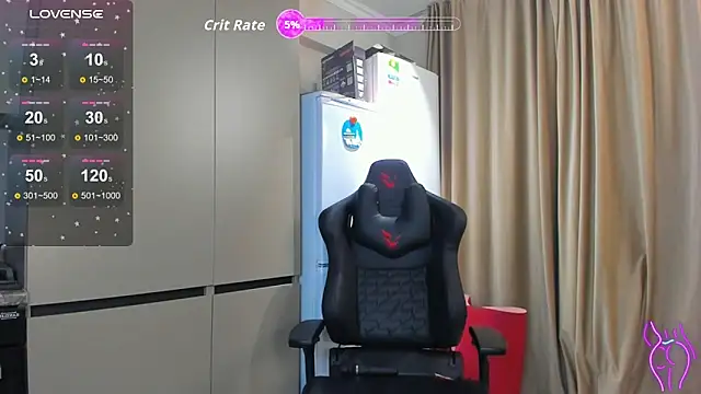 Snapshot of azure_moon2 chatting on 01-10-26, 01:06 azure moon2 online show from 01-10-26, 01:06