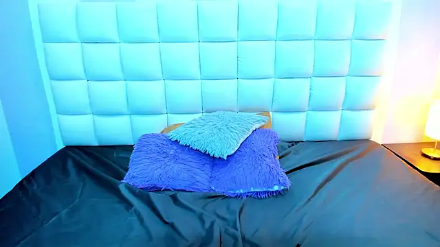 teresasroom  online show from 02-12-26, 11:10