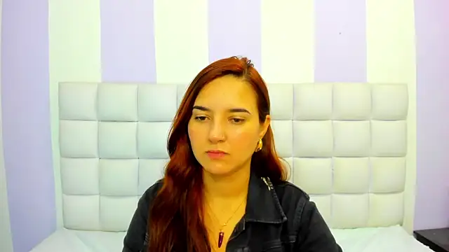 teresasroom  online show from 02-11-26, 02:06