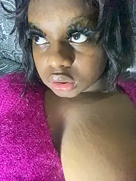 Snapshot of Cyebony chatting on 01-28-25, 02:31 Cyebony online show from 01-28-25, 02:31