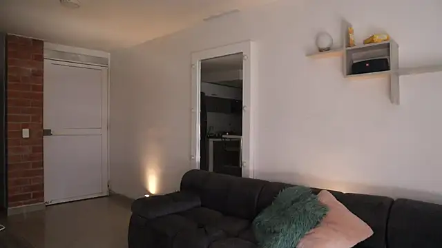  Vahos  online show from 09-30-25, 05:19