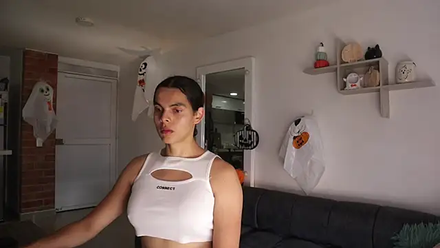  Vahos  online show from 10-29-25, 05:23