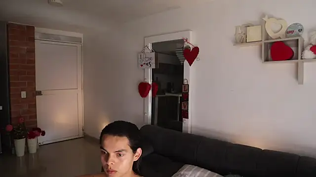  Vahos  online show from 02-18-26, 07:21