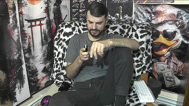 00george online show from 04-18-26, 04:53