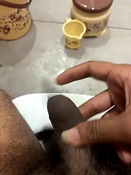 Snapshot of kkbhutaiya chatting on 11-04-25, 08:51 kkbhutaiya online show from 11-04-25, 08:51