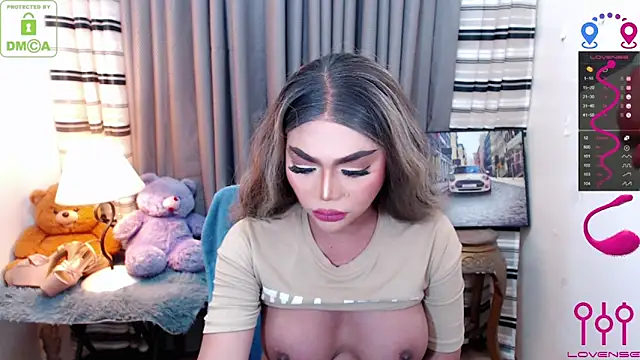 Fantacyoflove online show from 11-24-25, 10:54