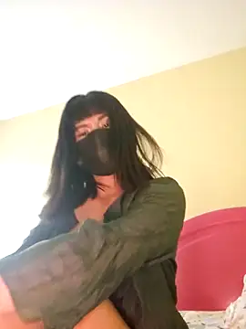 Snapshot of Latin_summer chatting on 02-18-26, 04:54 Latin summer online show from 02-18-26, 04:54