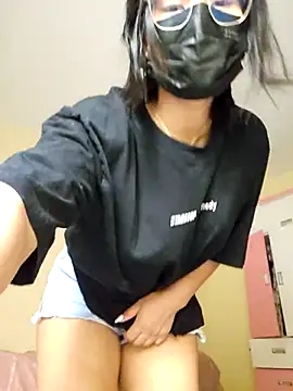 Latin summer online show from 10-28-25, 01:39