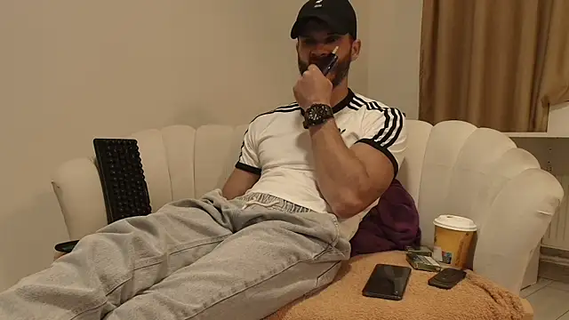MauroTwin online show from 05-16-26, 06:51