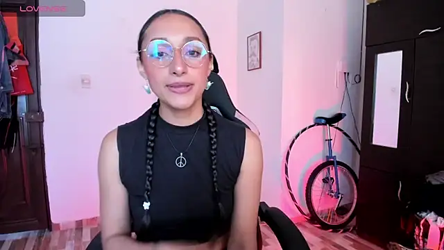 adrena 10 online show from 03-29-26, 08:32