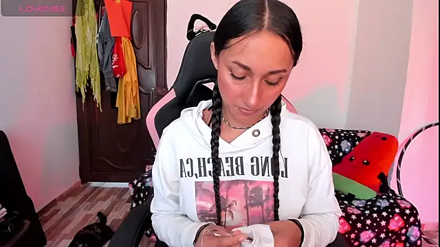 Snapshot of adrena_10 chatting on 02-13-26, 07:03 adrena 10 online show from 02-13-26, 07:03