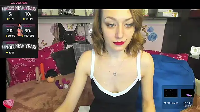 Snapshot of FoxyDom699 chatting on 02-24-25, 07:11 FoxyDom699 online show from 02-24-25, 07:11