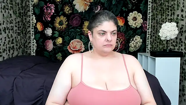 Exotic-Melons online show from 02-02-25, 09:07