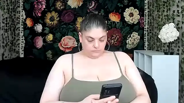 Exotic-Melons online show from 07-19-26, 09:00