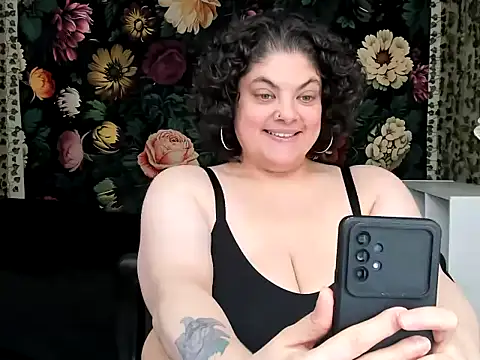 Exotic-Melons online show from 05-14-26, 06:49