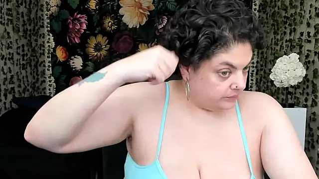 Exotic-Melons online show from 09-25-25, 11:00