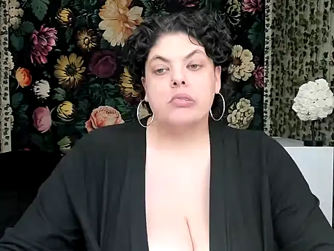 Exotic-Melons online show from 11-01-25, 07:19