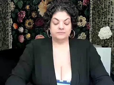 Exotic-Melons online show from 11-30-25, 07:03