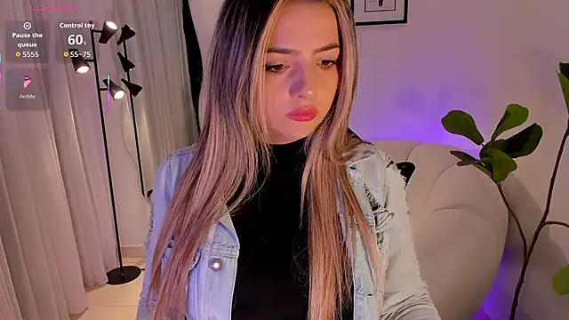 AmyWood online show from 02-08-26, 10:07