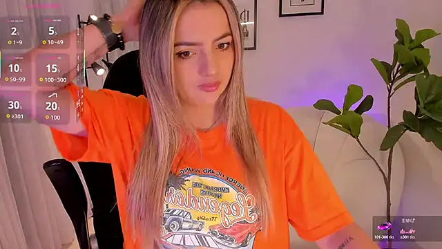 AmyWood online show from 01-06-26, 01:26