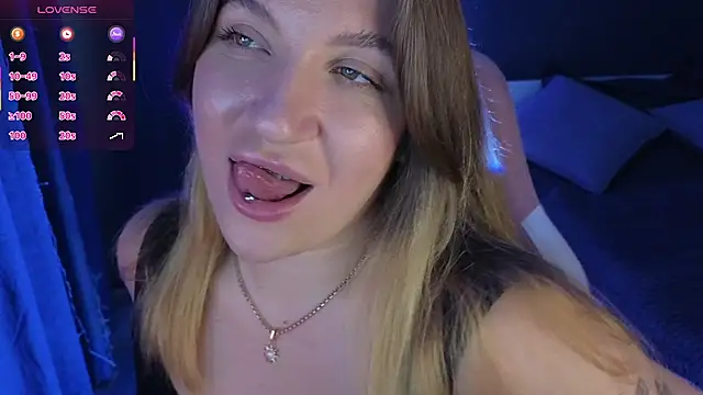 Snapshot of Fairy__Sofia chatting on 03-18-25, 11:33 Fairy Sofia online show from 03-18-25, 11:33