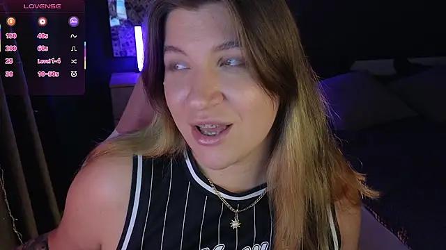 Snapshot of Fairy__Sofia chatting on 03-10-25, 11:34 Fairy Sofia online show from 03-10-25, 11:34