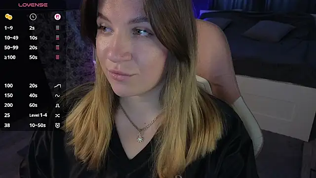 Snapshot of Fairy__Sofia chatting on 02-24-25, 08:27 Fairy Sofia online show from 02-24-25, 08:27