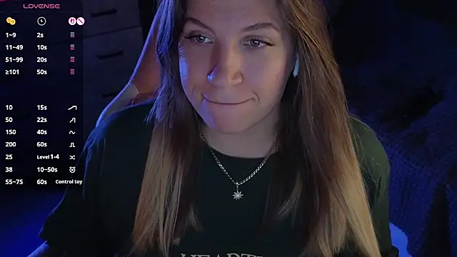 Snapshot of Fairy__Sofia chatting on 10-22-25, 08:58 Fairy Sofia online show from 10-22-25, 08:58