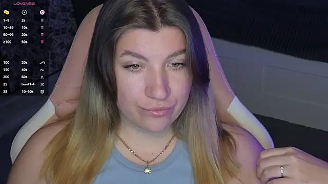 Snapshot of Fairy__Sofia chatting on 02-20-25, 08:28 Fairy Sofia online show from 02-20-25, 08:28