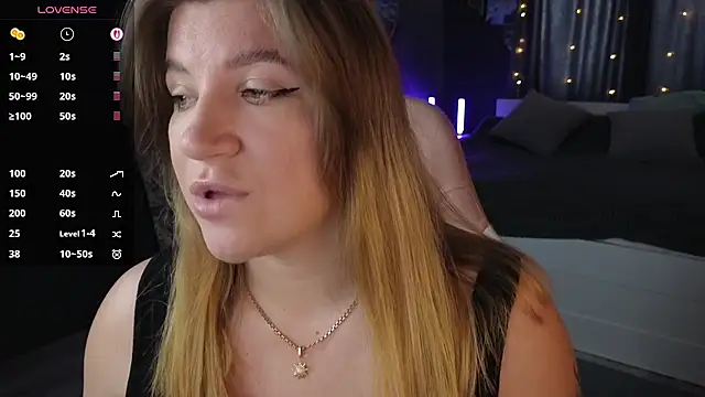 Snapshot of Fairy__Sofia chatting on 02-27-25, 08:24 Fairy Sofia online show from 02-27-25, 08:24