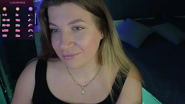 Snapshot of Fairy__Sofia chatting on 03-18-25, 08:28 Fairy Sofia online show from 03-18-25, 08:28