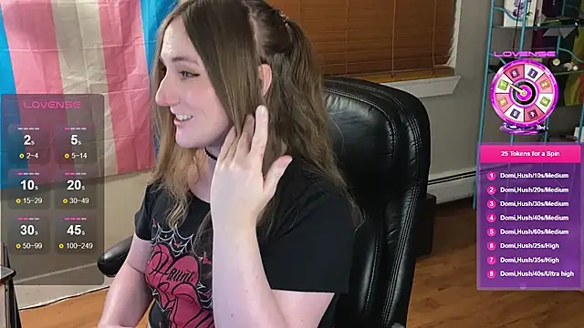 luluvaladon online show from 11-23-25, 05:17