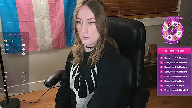 luluvaladon online show from 03-22-25, 01:43