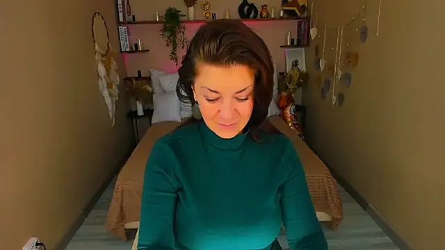 AnaMills online show from 10-04-25, 10:06