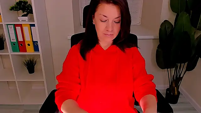 AnaMills online show from 11-29-25, 03:12