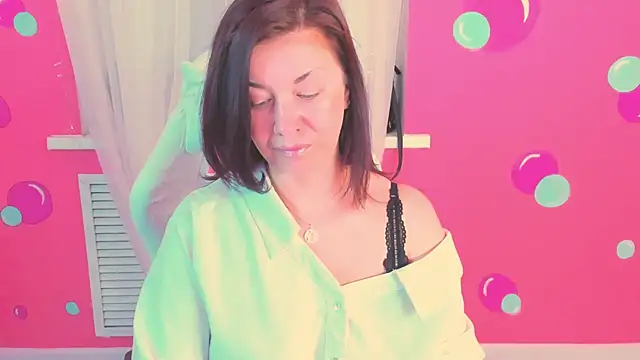 AnaMills online show from 06-02-26, 03:12