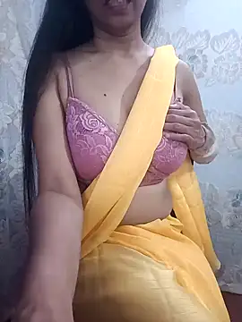 Snapshot of Mini865433 chatting on 02-19-25, 02:33 Mini865433 online show from 02-19-25, 02:33