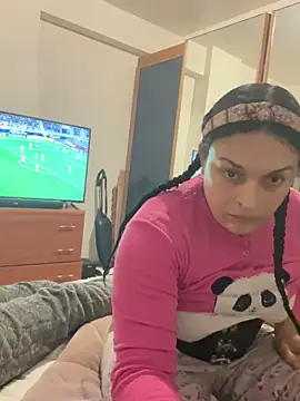 luanadigarda online show from 01-12-25, 06:38